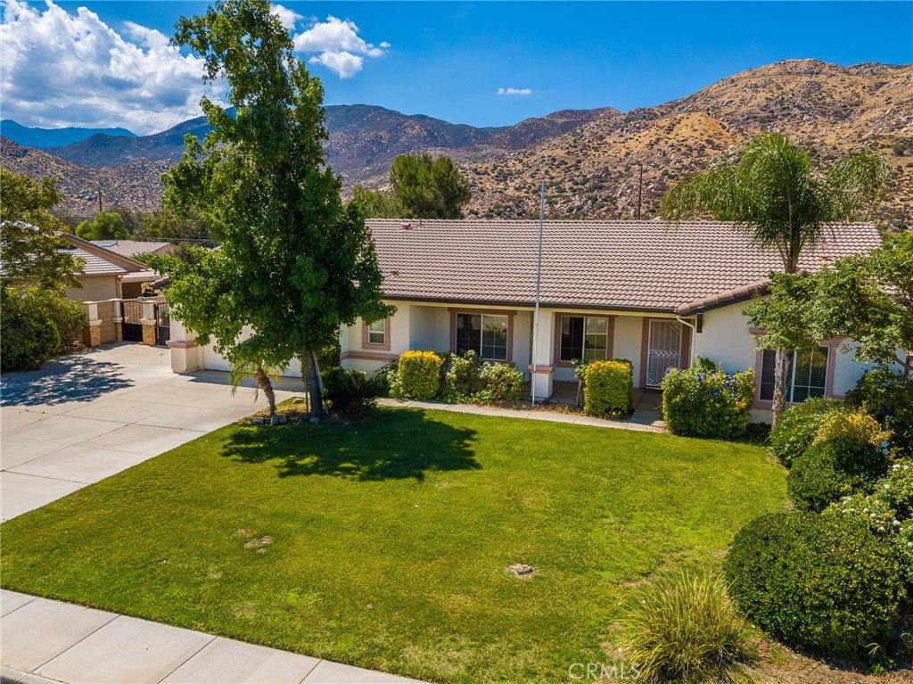 Image 7 of property listing at 1484 Adam St, Banning, CA 92220
