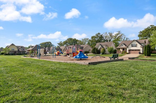 310 John Duke Tyler Blvd, Clarksville, TN 37043