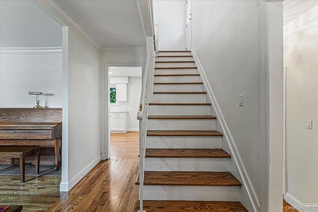 3 Fishermans Drive, Port Washington, NY 11050