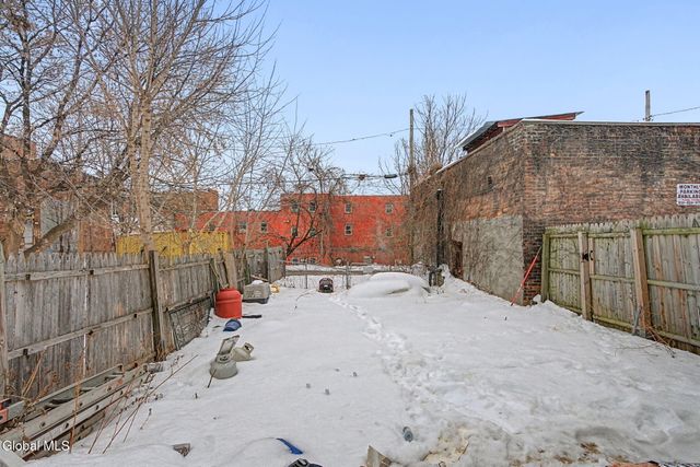 38 Trinity Place, Albany, NY 12202