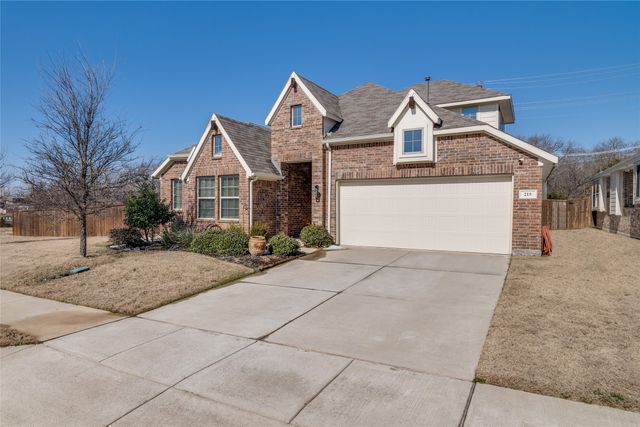 215 Tallgrass Drive, Lavon, TX 75166
