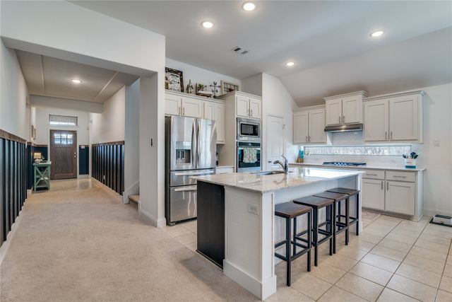 215 Tallgrass Drive, Lavon, TX 75166
