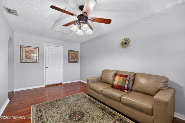 2137 BURGOYNE Drive, Jacksonville, FL 32208