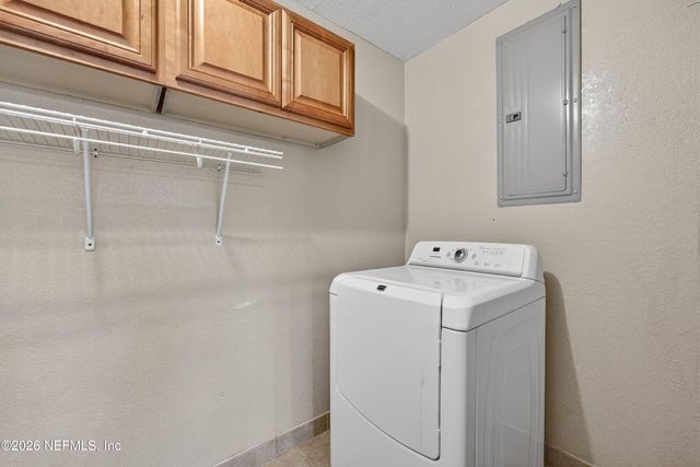 2137 BURGOYNE Drive, Jacksonville, FL 32208