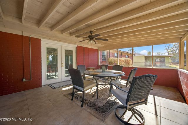 2137 BURGOYNE Drive, Jacksonville, FL 32208