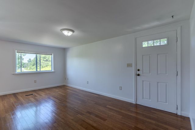 461 Wadleigh Falls Road, Newmarket, NH 03857