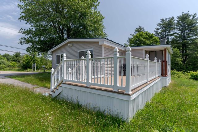 461 Wadleigh Falls Road, Newmarket, NH 03857