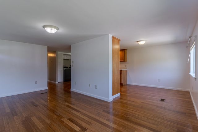 461 Wadleigh Falls Road, Newmarket, NH 03857