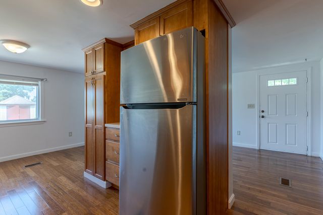 461 Wadleigh Falls Road, Newmarket, NH 03857