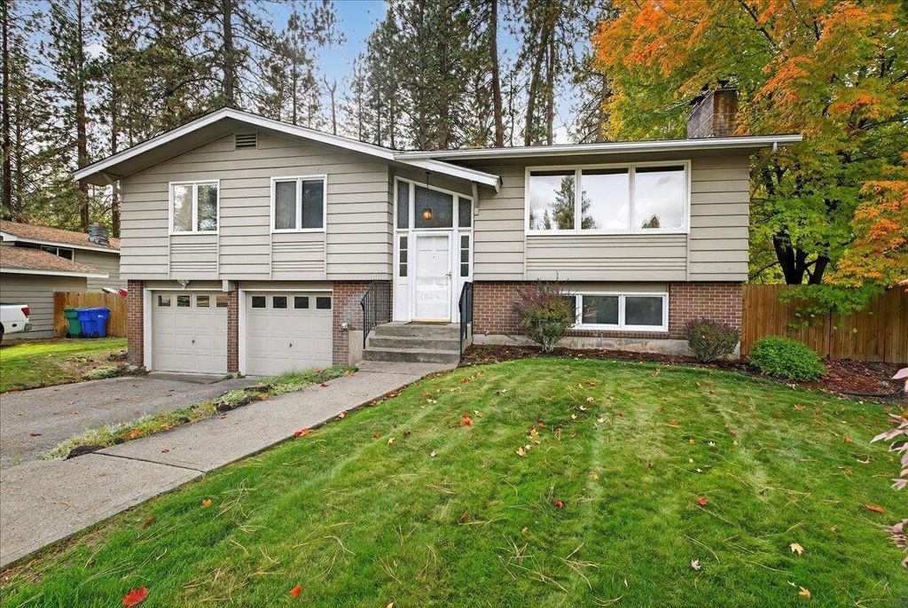 11711 N Highwood Ct, Spokane, WA 99218