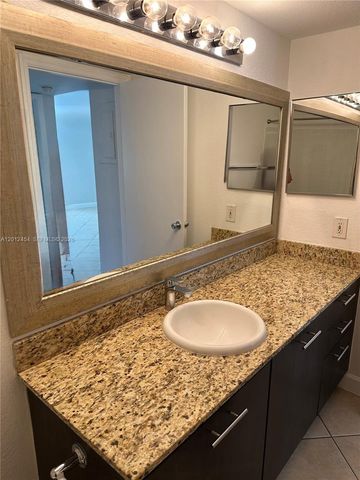 12620 Vista Isles Dr 1013, Sunrise, FL 33325