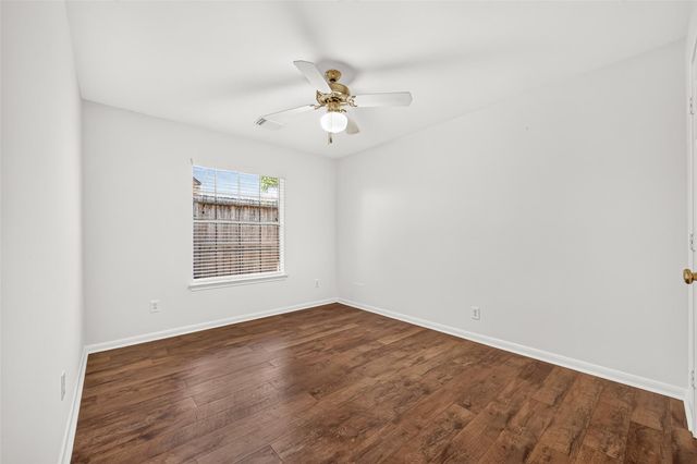 1206 Buttonwood Drive, Friendswood, TX 77546
