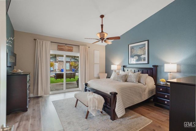 700 Los Mochis Drive, Bakersfield, CA 93314