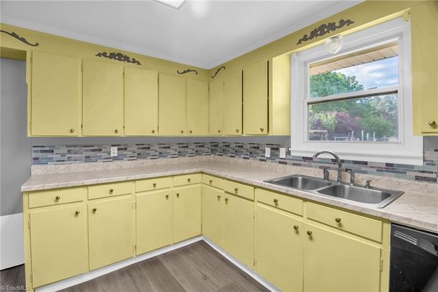 527 Wood Heirs Drive, Lexington, NC 27295