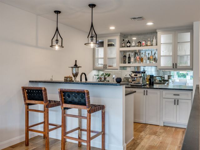 1127 S Norfolk Avenue, Tulsa, OK 74120