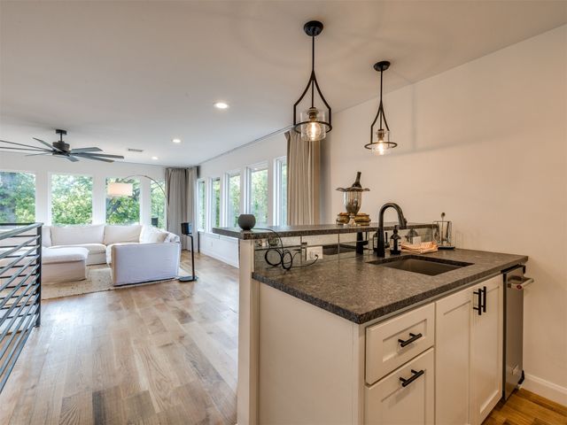 1127 S Norfolk Avenue, Tulsa, OK 74120