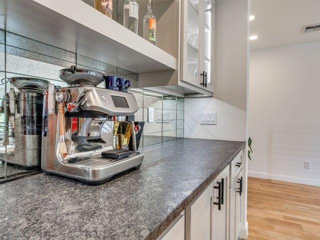 1127 S Norfolk Avenue, Tulsa, OK 74120