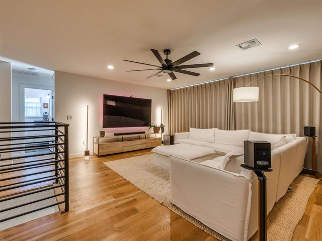 1127 S Norfolk Avenue, Tulsa, OK 74120