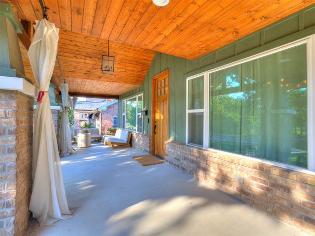 1127 S Norfolk Avenue, Tulsa, OK 74120