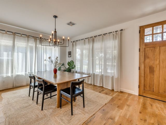 1127 S Norfolk Avenue, Tulsa, OK 74120
