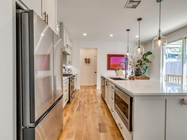 1127 S Norfolk Avenue, Tulsa, OK 74120