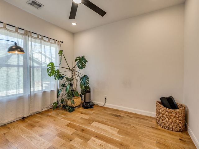 1127 S Norfolk Avenue, Tulsa, OK 74120