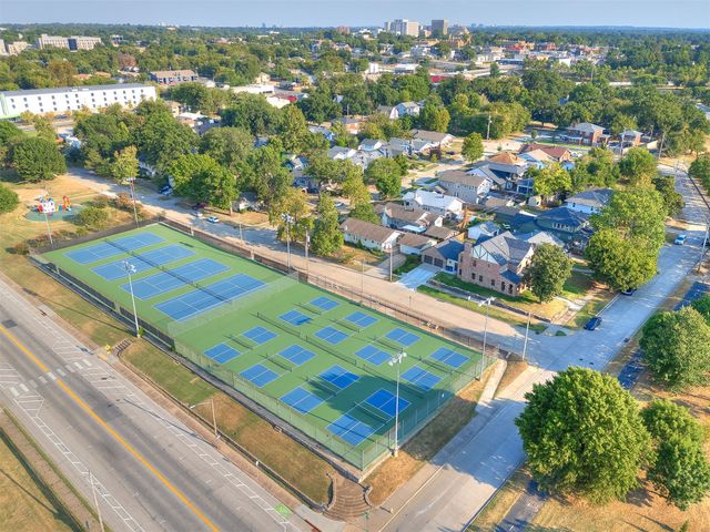 1127 S Norfolk Avenue, Tulsa, OK 74120