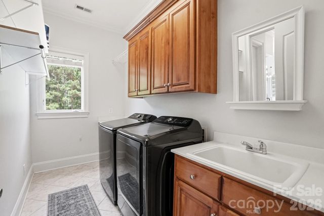 105 Quincy Court, Mooresville, NC 28117