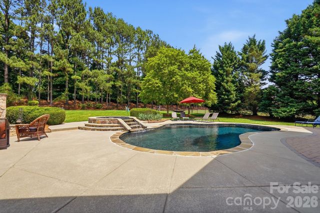 105 Quincy Court, Mooresville, NC 28117