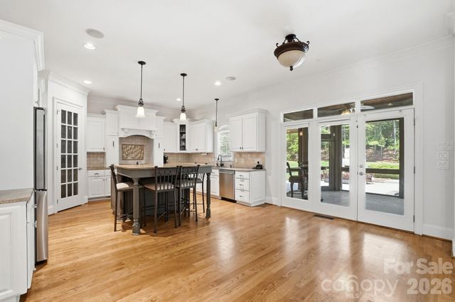 105 Quincy Court, Mooresville, NC 28117