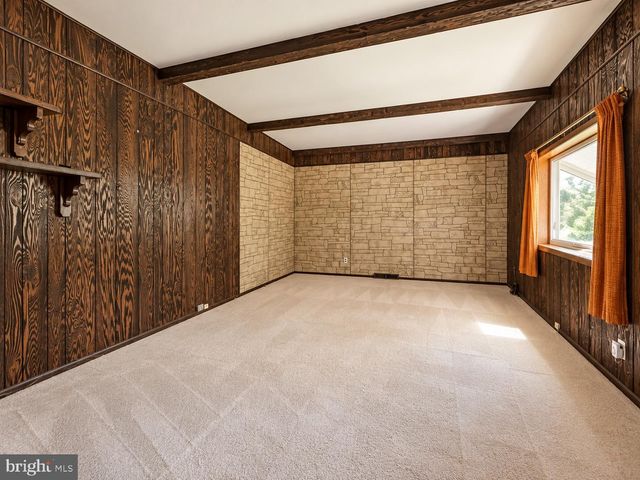 1100 LINDA RD, Wilmington, DE 19810
