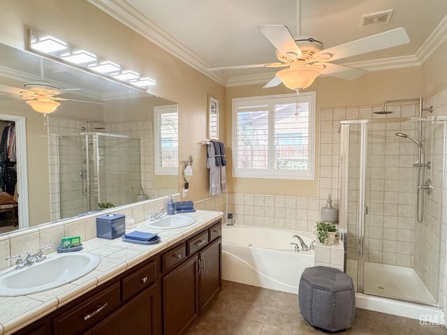 11615 Reagan Road, Bakersfield, CA 93312