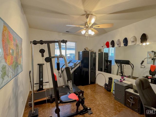 11615 Reagan Road, Bakersfield, CA 93312