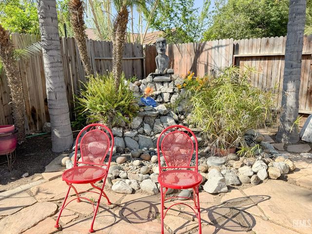 11615 Reagan Road, Bakersfield, CA 93312