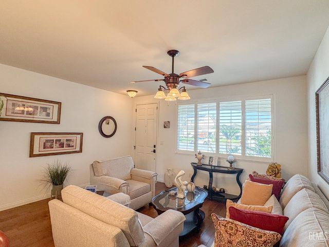 11615 Reagan Road, Bakersfield, CA 93312