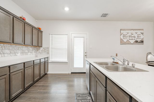 3716 Pincoffs Cove, Crandall, TX 75114
