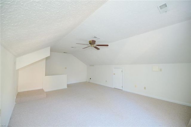 137 Tuckahoe TRCE, Yorktown, VA 23693