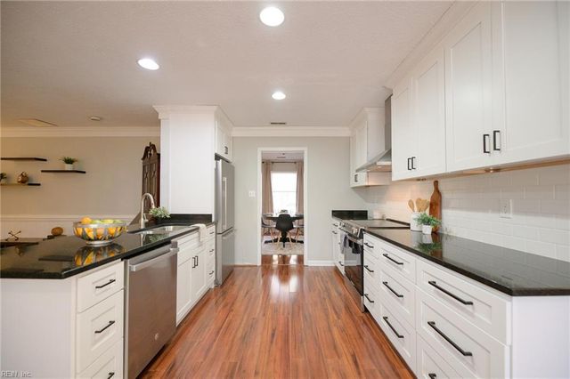 137 Tuckahoe TRCE, Yorktown, VA 23693