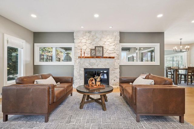 W331N3460 Maplewood ROAD, Nashotah, WI 53058