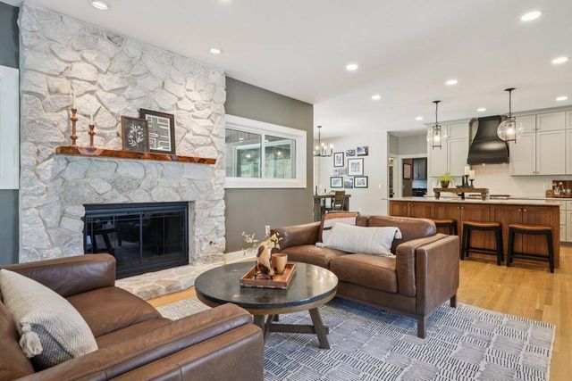 W331N3460 Maplewood ROAD, Nashotah, WI 53058