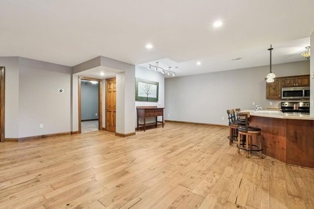 W331N3460 Maplewood ROAD, Nashotah, WI 53058