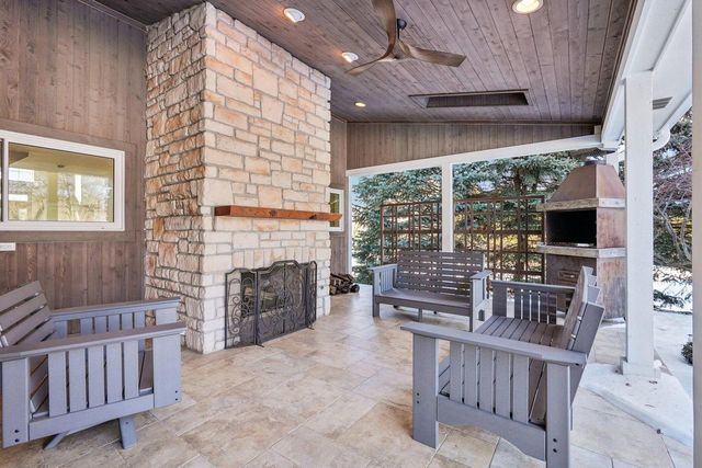 W331N3460 Maplewood ROAD, Nashotah, WI 53058