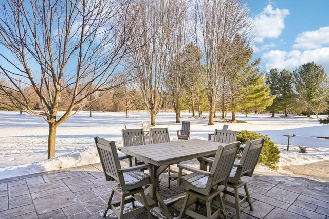 W331N3460 Maplewood ROAD, Nashotah, WI 53058