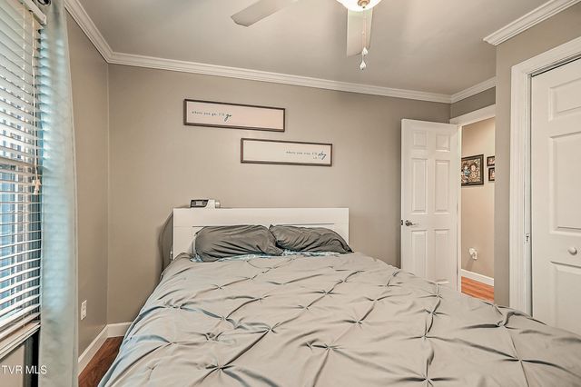 2001 Indian Ridge Road, Johnson City, TN 37604