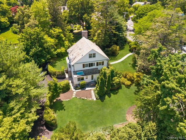 91 Larchmont Avenue, Larchmont, NY 10538