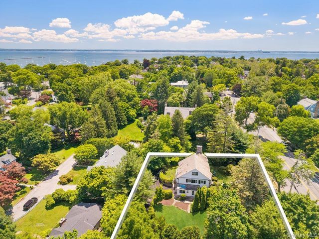 91 Larchmont Avenue, Larchmont, NY 10538