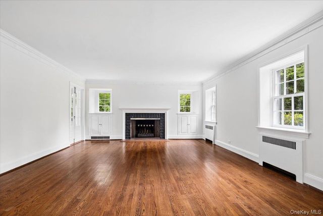 91 Larchmont Avenue, Larchmont, NY 10538