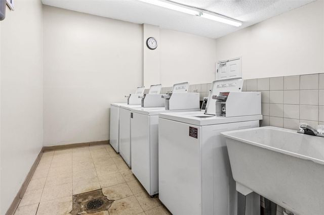 4215 E BAY DRIVE 1702F, Clearwater, FL 33764