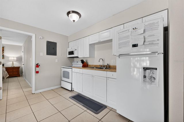 4215 E BAY DRIVE 1702F, Clearwater, FL 33764