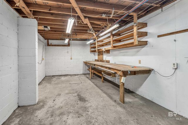 22970 S River Road, Daphne, AL 36526